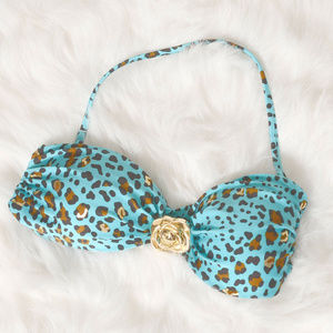 Luli Fama Animal Print Bikini Top (ii22)